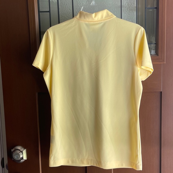 Nike women’s golf polo, drifit, size M - Picture 3 of 6